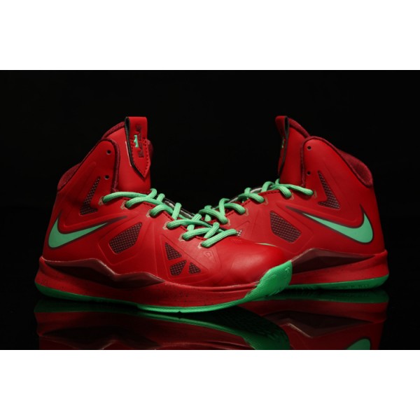 chaussure de basket rouge